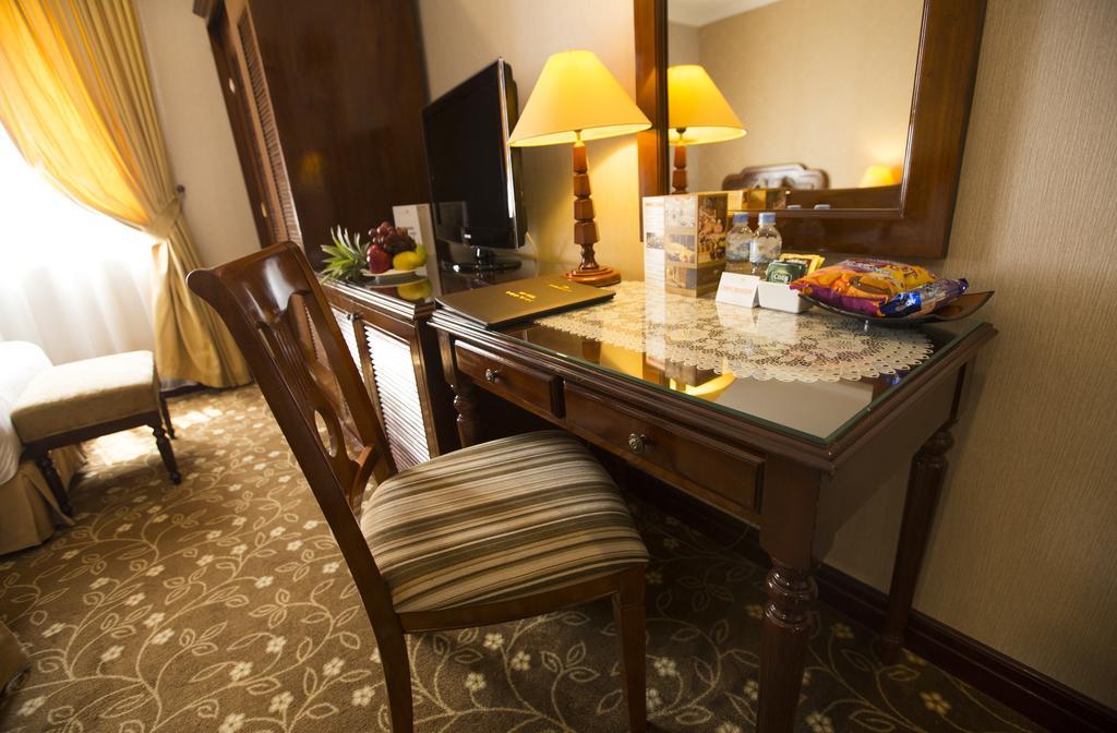 Adamas Hanoi Hotel Екстер'єр фото