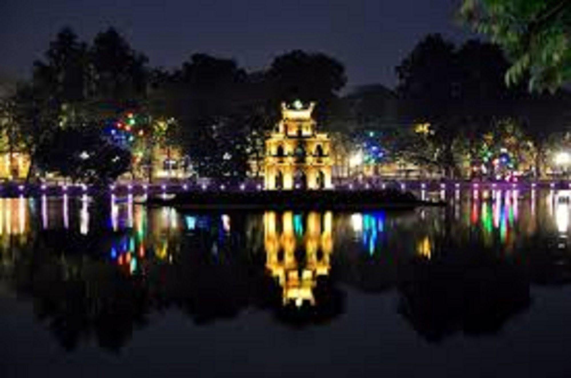 Adamas Hanoi Hotel Екстер'єр фото